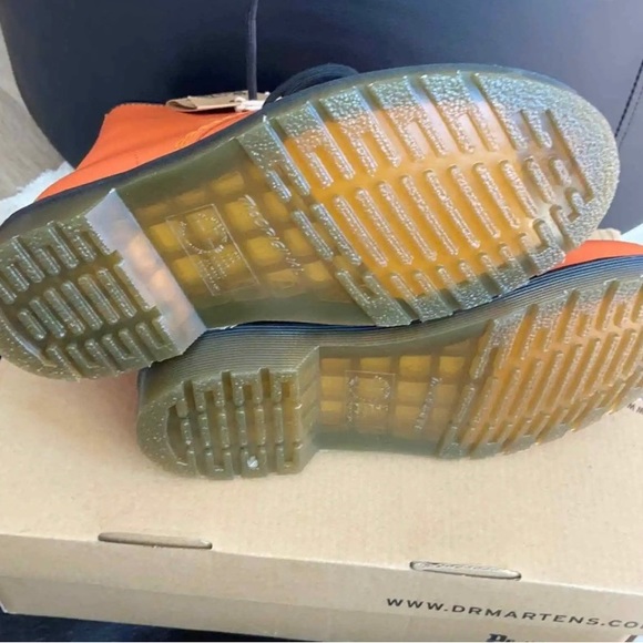 6 🔖 DR. MARTENS 1460 Smooth Orange Boots 25714659 - Picture 7 of 9